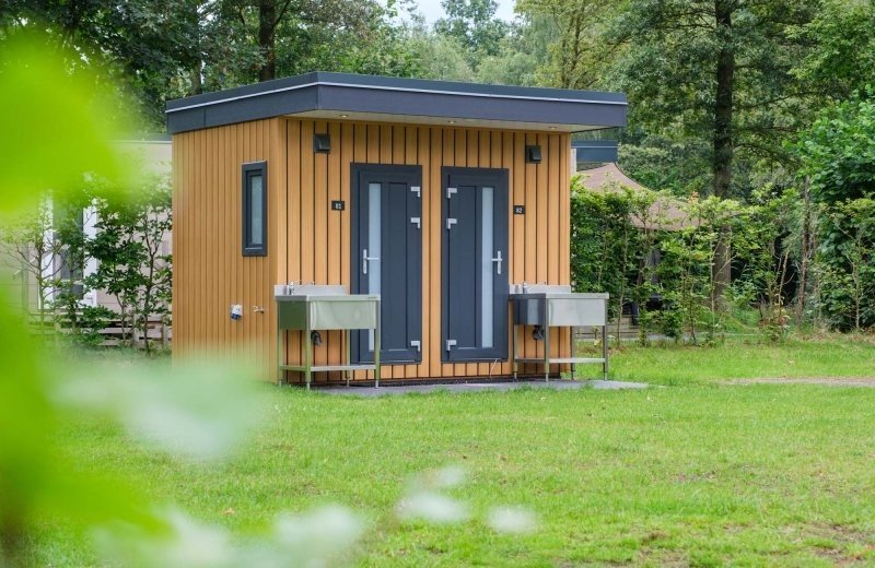 Campingplatz mit Privatsanitär