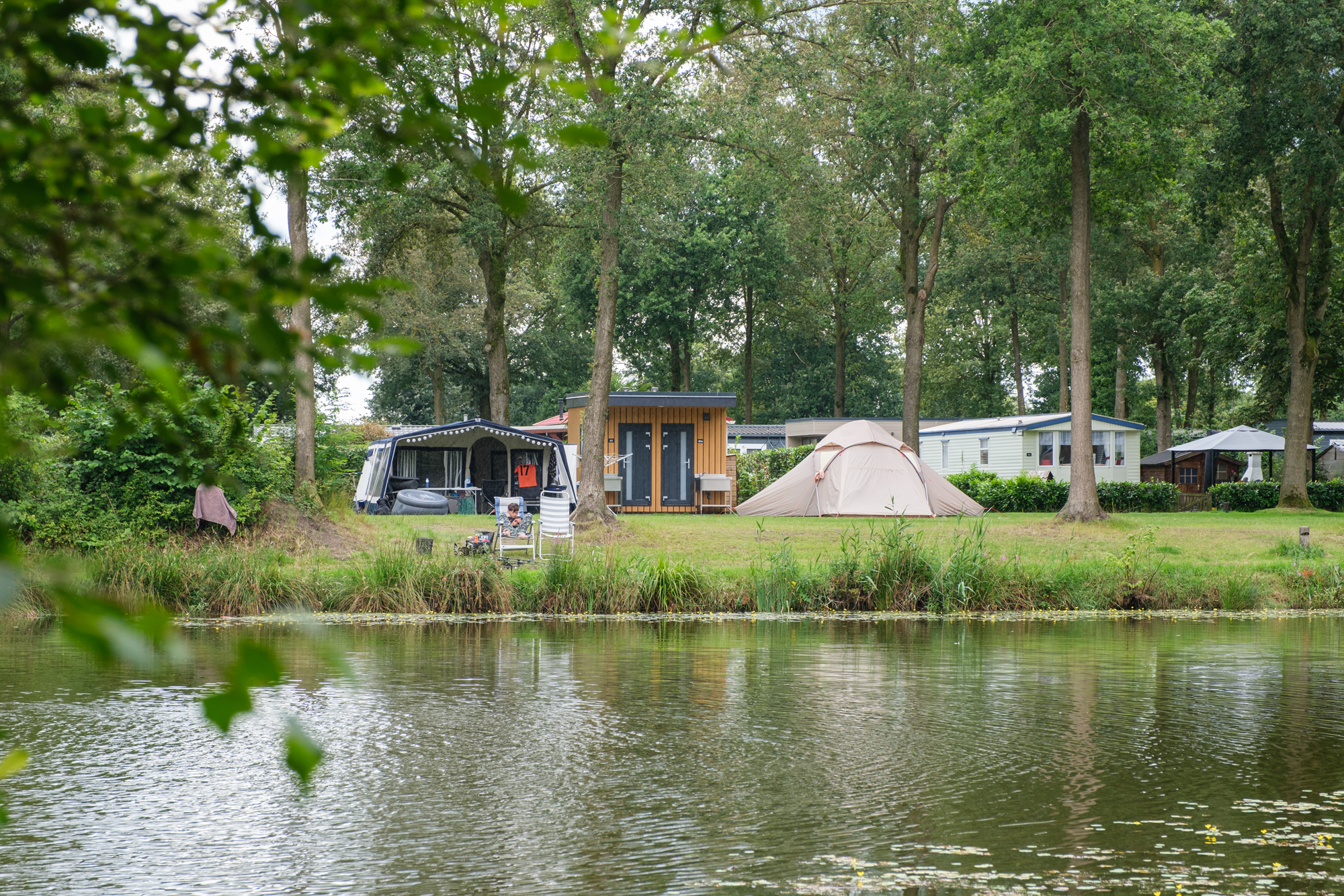 Visvijver kamperen